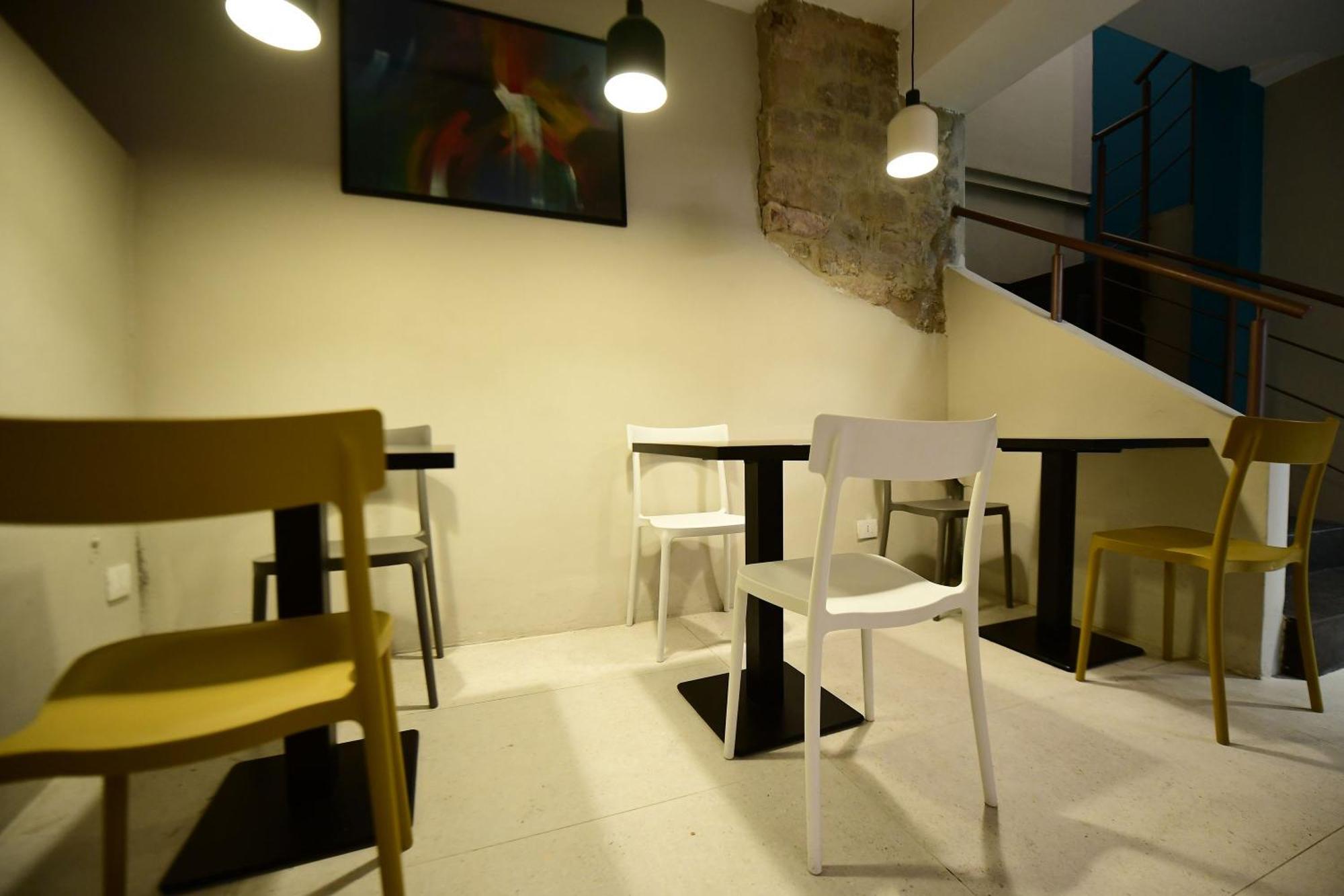Little Italy Hostel Ex Chiesa S Donato Perugia Exterior photo